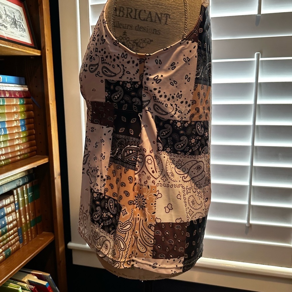 Bohemian Patchwork Halter Blouse - Picture 3 of 10